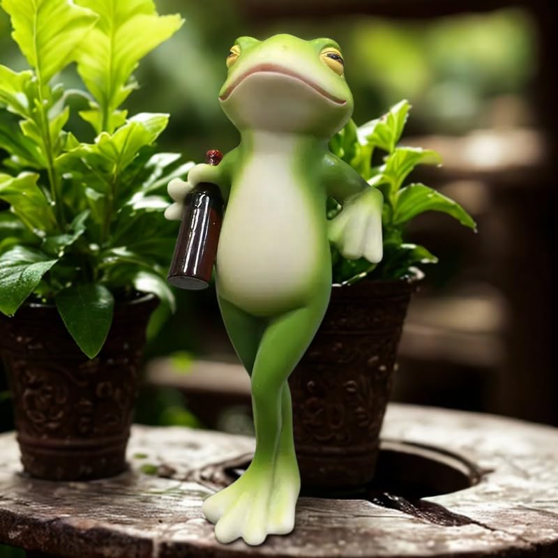 Funny Frog Figurine with Beer Bottle – Resin Miniature Animal Statue for Garden, Table, Home Decor – Quirky Gift for Garden Lovers & Collectors
